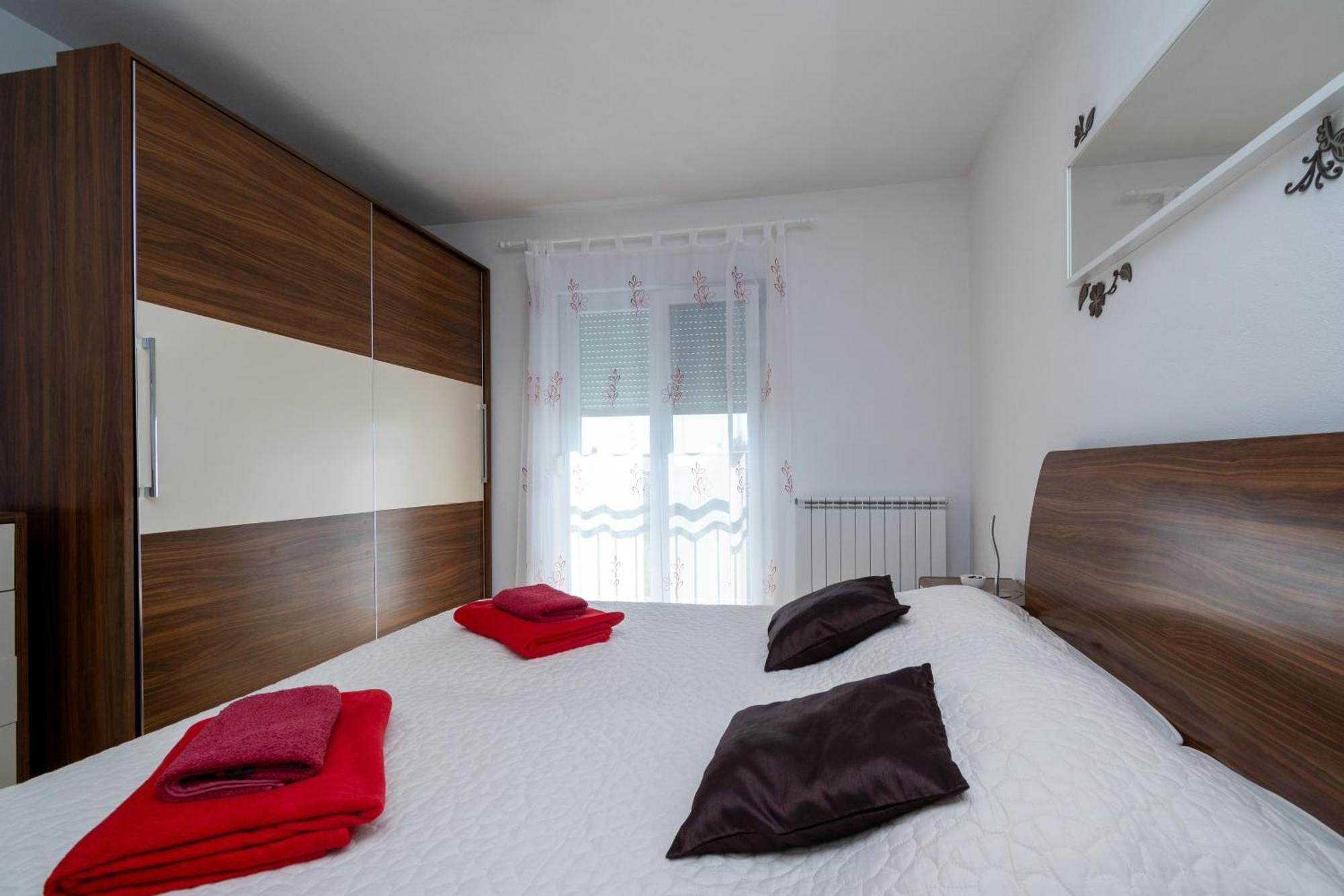 Holiday House With A Parking Space Zadar - 11744 Номер фото